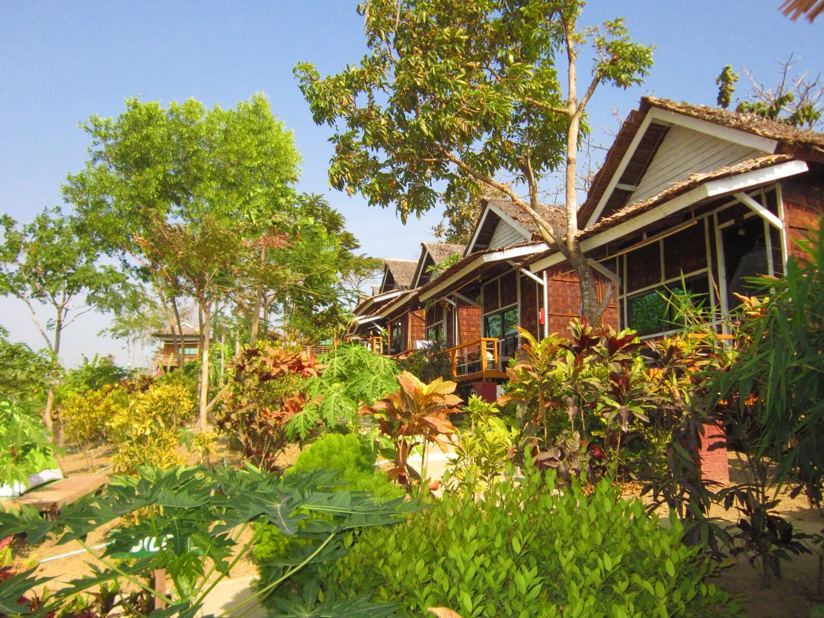 Hill Top Resort Ngwesaung Eksteriør billede
